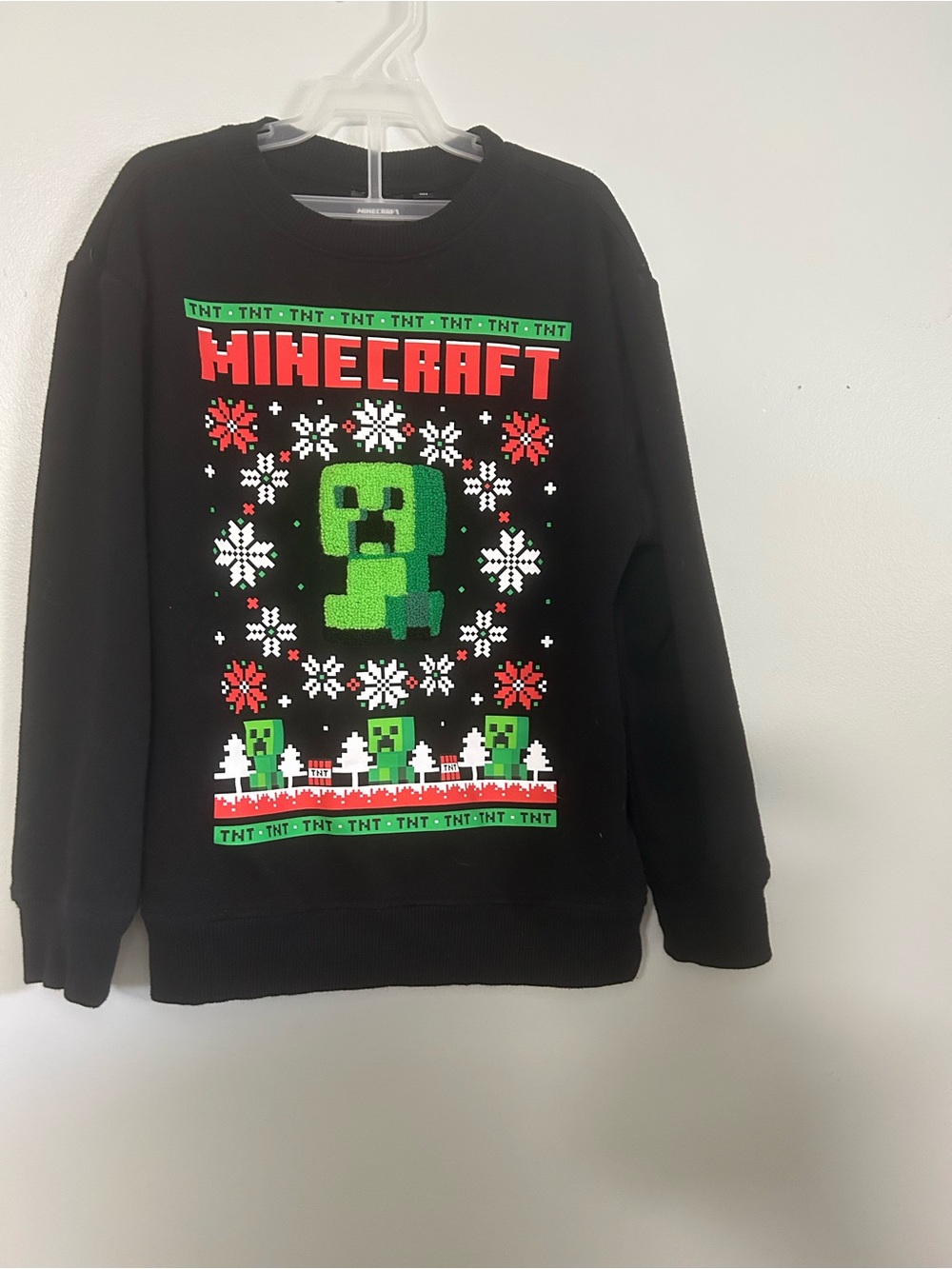 Minecraft Kids Black Christmas Holiday Sweater with Green Creeper Graphic SZ M